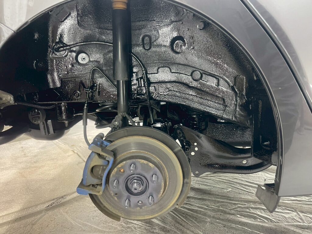 富山 アンダーコート 融雪 錆 車の錆防止 ノックスドール